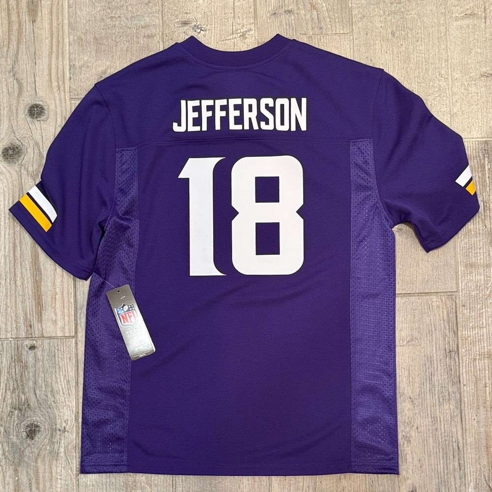 Justin Jefferson, football jersey youth, large new tag